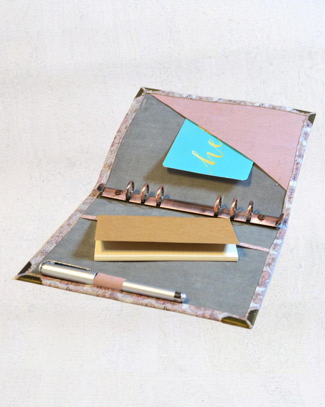 agenda fait main pour femme en liège A5 Les Essentiels