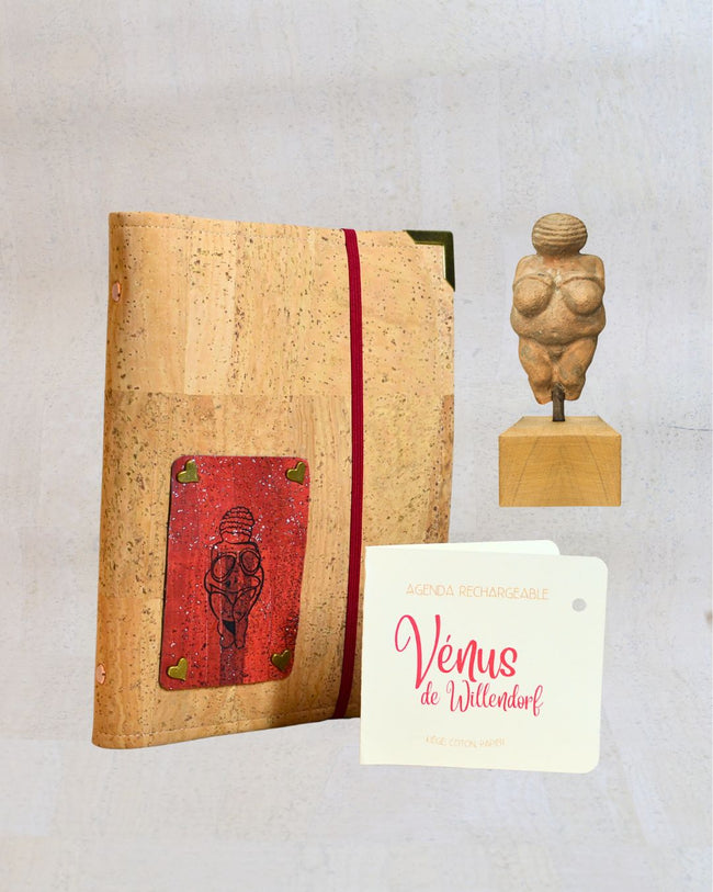agenda 2026 fait main pour femme, Organiseur A5 en liège Vénus de Willendorf 2026 rechargeable. Fait main - Les jours souples