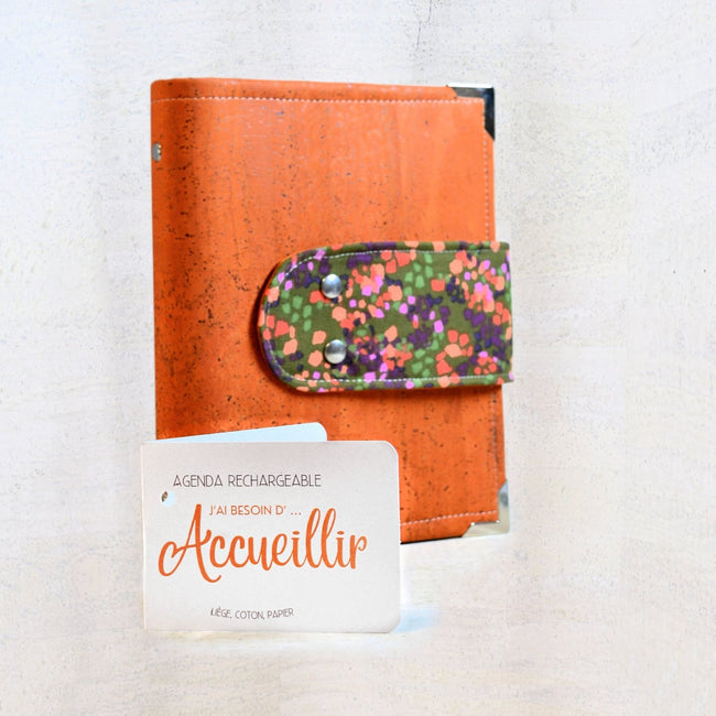 agenda fait main pour femme vegan et originale, Organiseur A5 rechargeable fait main et recharges – Liège orange & fleurs – Agenda 2025 2026 émotionnel