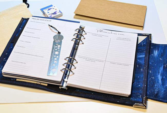 Organiseur A5 en liège bleu nuit Lune argent - Agenda 2025