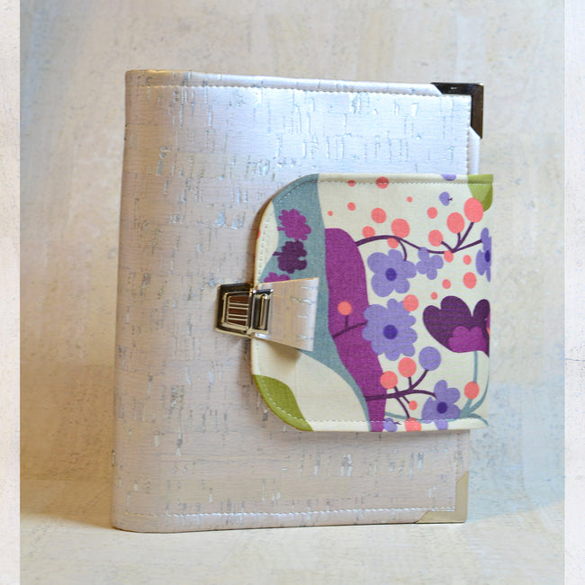 agenda fait main pour femme, Organiseur A5 en tissu Liberty et cuir de liège rose nude perle, agenda 2026, Shirley chiche pour Les jours souples