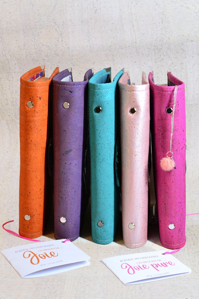 agenda rechargeable fait main pour femme qui aime écrire, Organiseur A5 en liège naturel et avec poche zippée Les jours souples