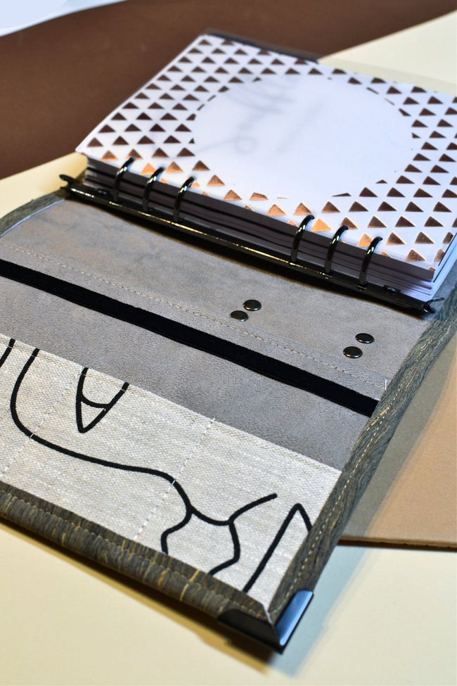 Organiseur A5 en liège Bois marbré et lignes - Agenda 2025 - Shirley Chiche planner