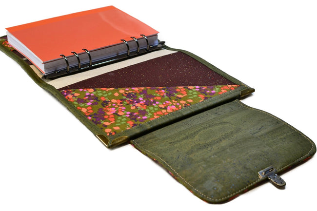 Organiseur A5 Magique 4 liège étincelles kaki - Pack agenda 2025 - Shirley Chiche planner