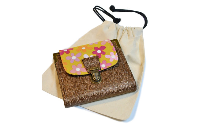 Portefeuille femme en simili cuir galuchat bronze et tissu fleuri – Fabrication artisanale française - Shirley Chiche planner