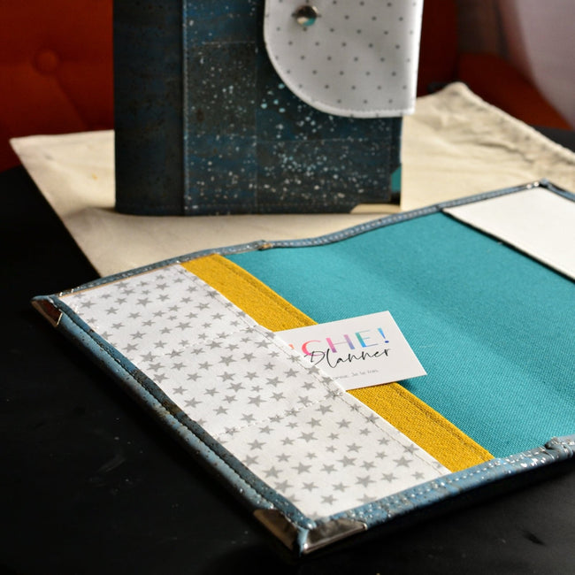 Carnet de santé en liège Parade poétique - Shirley Chiche planner