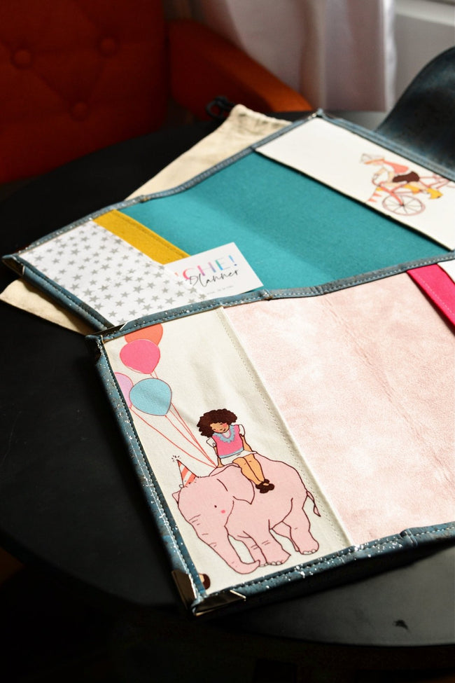 Carnet de santé en liège Parade poétique - Shirley Chiche planner