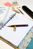 Stylo à bille en bois avec gravure personnalisée - Shirley Chiche planner